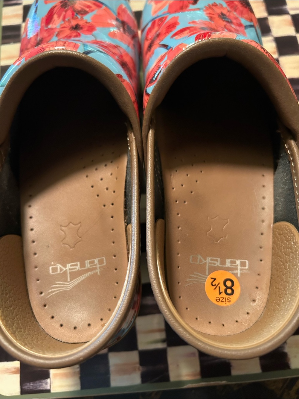 Gorgeous Dansko Poppies Limited Edition Professional Clog Size 8.5 or 39 - Picture 7 of 9